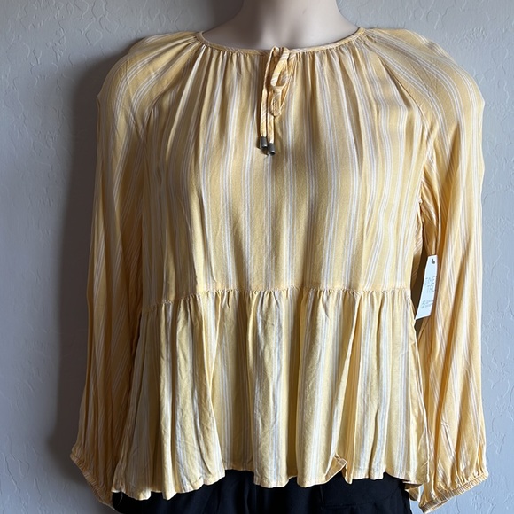 TIME AND TRUE Yellow Woven Peplum long sleeve Blouse/Top Size L (12-14) - Picture 7 of 14